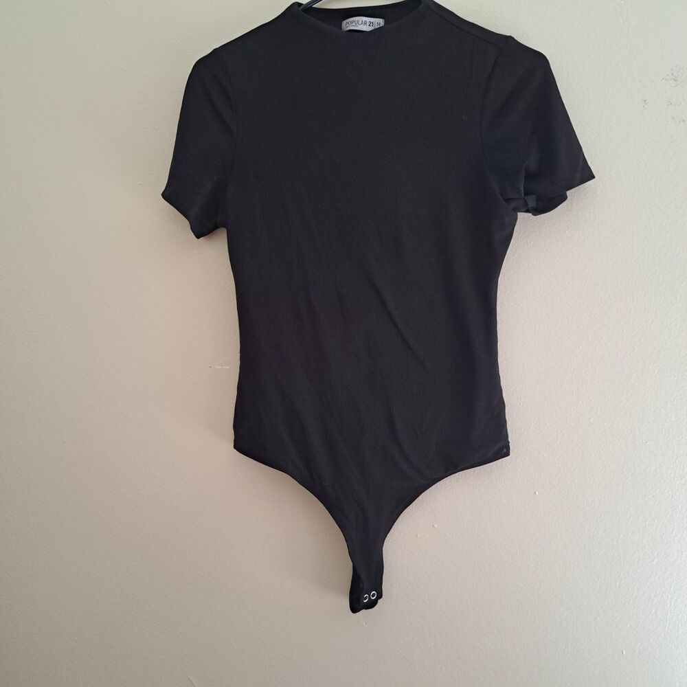 Popular 21 Women's Black One-Piece Bodysuit M  Snap Crotch Juniors